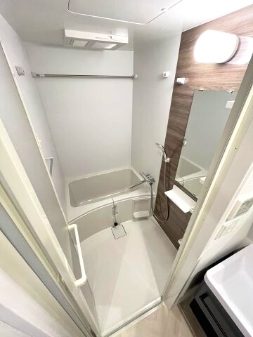 セレニテ江坂エクラの物件内観写真