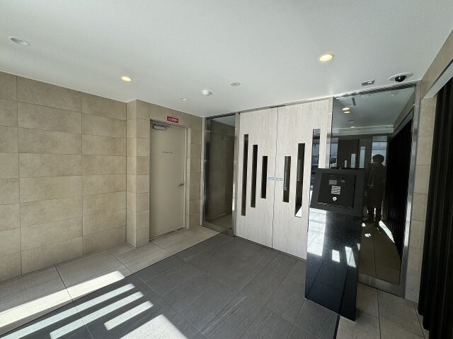 アドバンス江坂東コンフィの物件外観写真