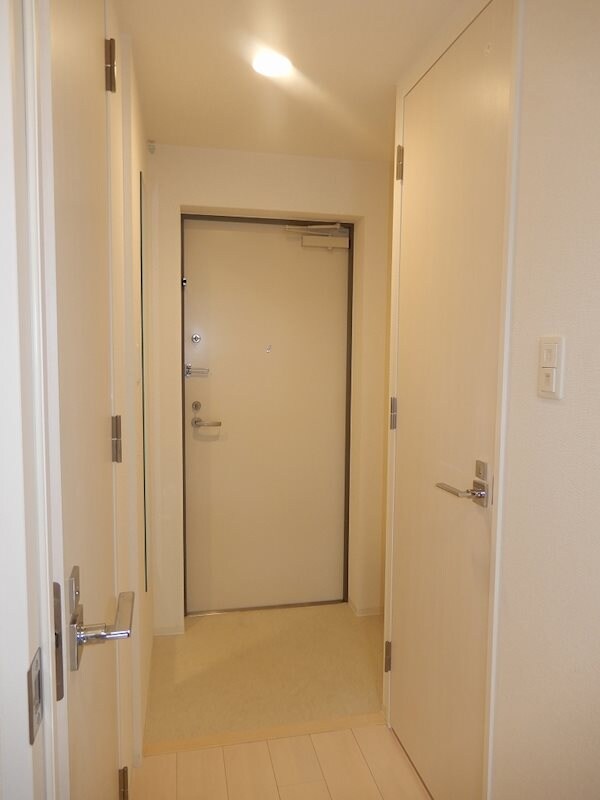 南森町駅 徒歩5分 8階の物件内観写真