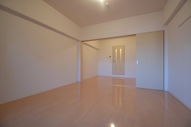 レフィーナカルム江坂の物件内観写真