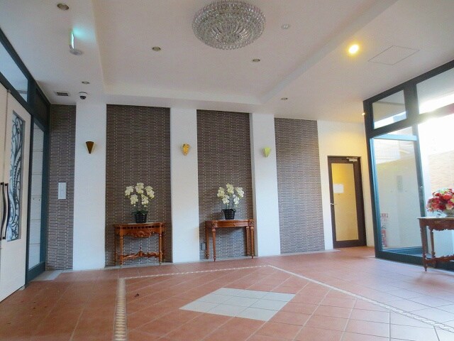 アリビオ江坂垂水町の物件外観写真