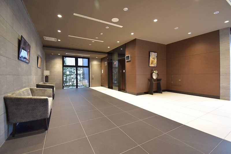 グランセジュール江坂の物件外観写真