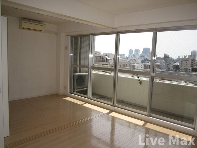 ドゥーエ谷町の物件内観写真