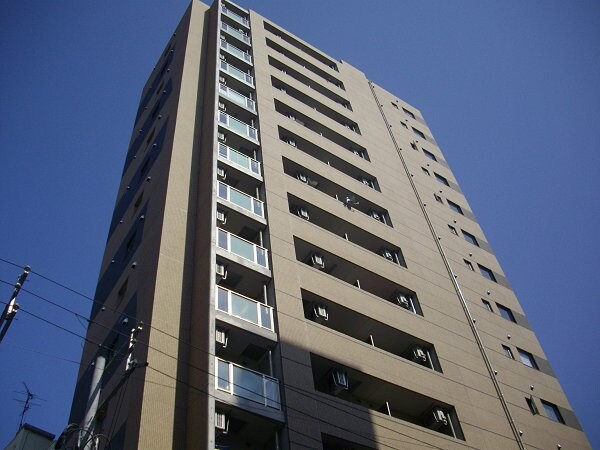 本町駅 徒歩3分 10階の物件外観写真