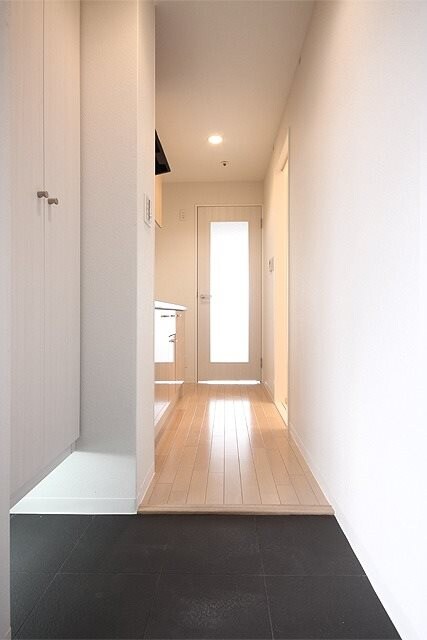 オリエンタル江坂の物件内観写真