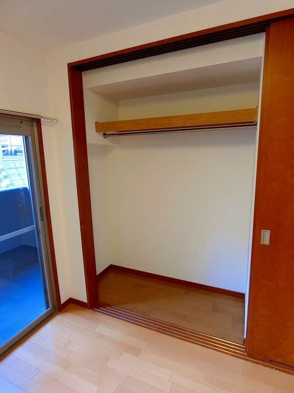 江坂駅 徒歩5分 7階の物件内観写真