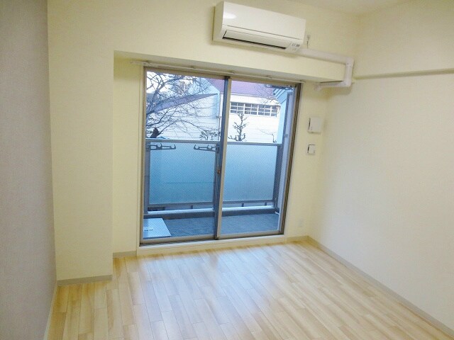 アリビオ江坂垂水町の物件内観写真