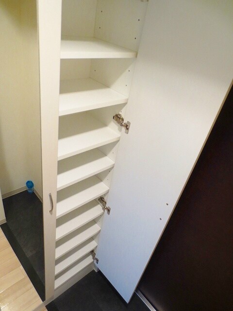 アリビオ江坂垂水町の物件内観写真