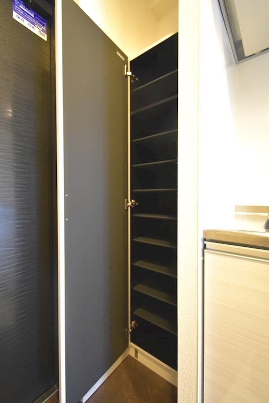 レジディア新大阪の物件内観写真