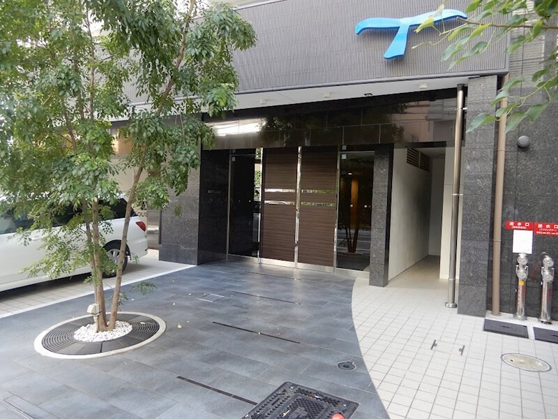 APRILE南森町の物件外観写真