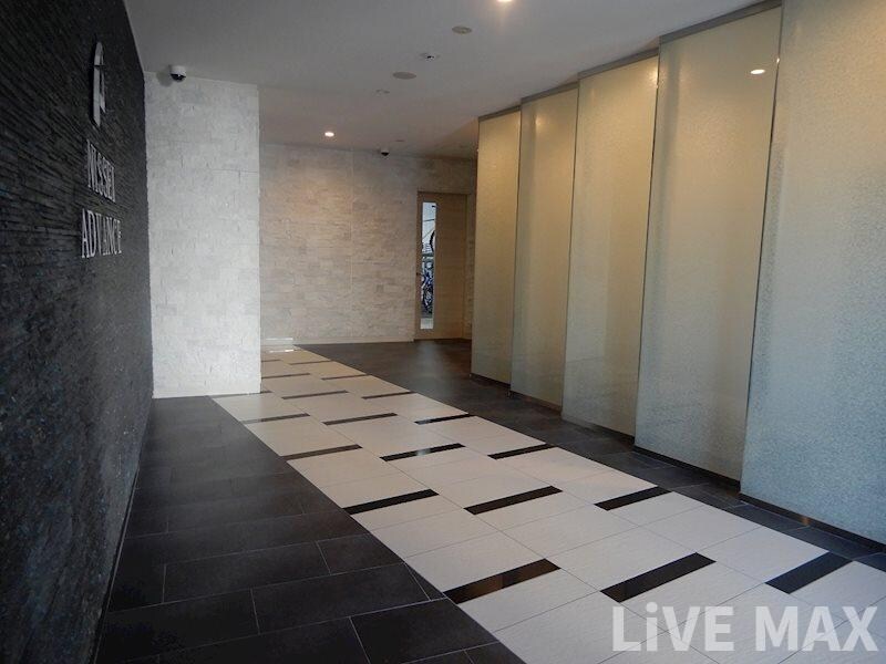 アドバンス西梅田ラシュレの物件外観写真