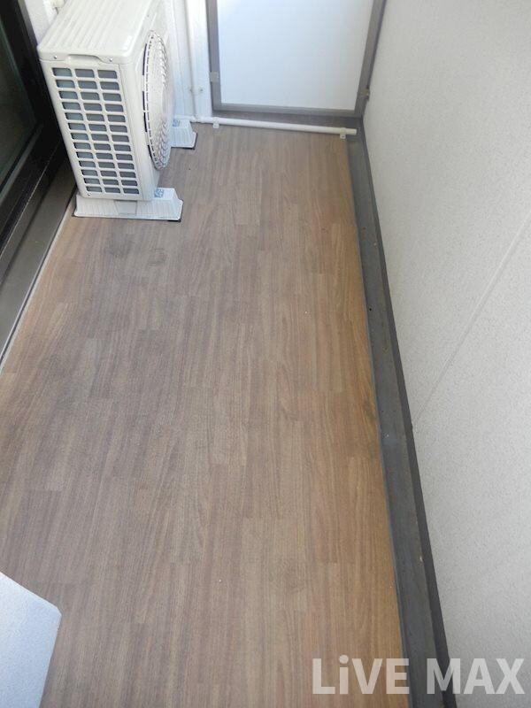 アドバンス西梅田ラシュレの物件内観写真