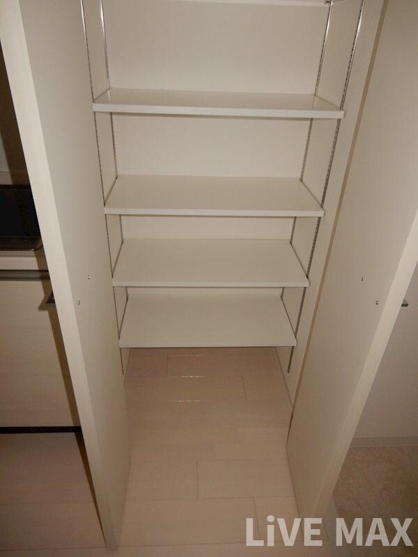 アドバンス西梅田ラシュレの物件内観写真