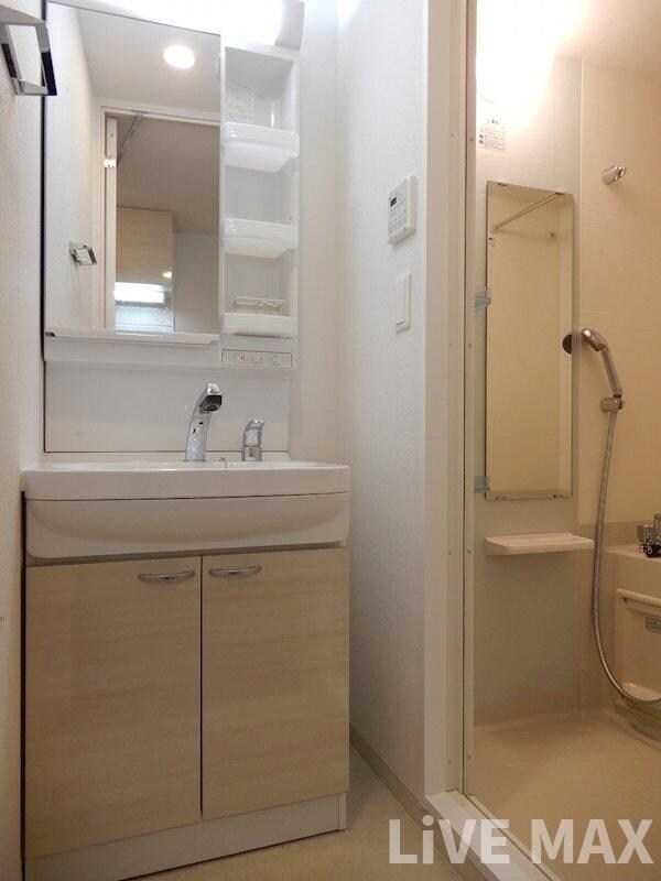 プライムアーバン御堂筋本町の物件内観写真