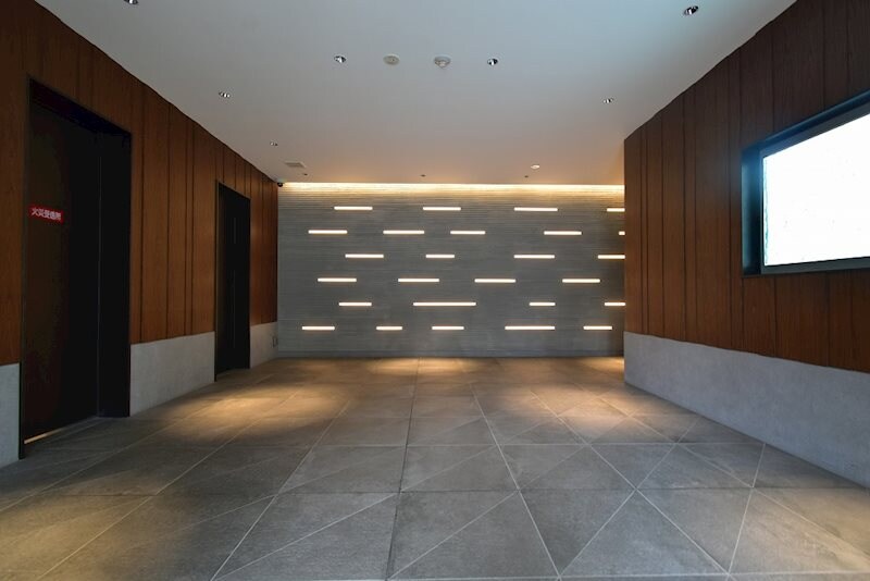 江坂駅 徒歩7分 9階の物件外観写真