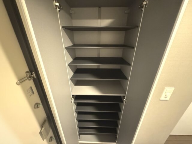 ファーストフィオーレ大阪ウエストウェルビングの物件内観写真