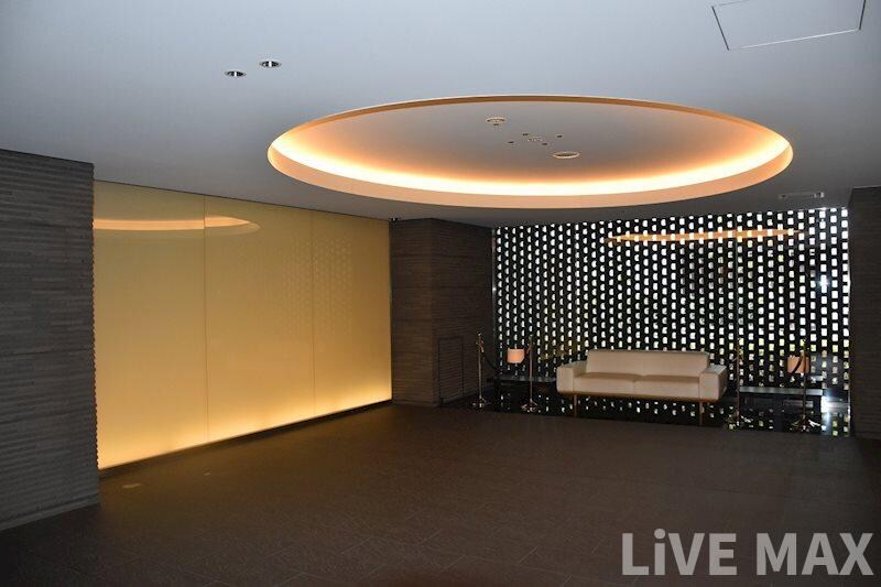 ドゥーエ立売堀の物件外観写真