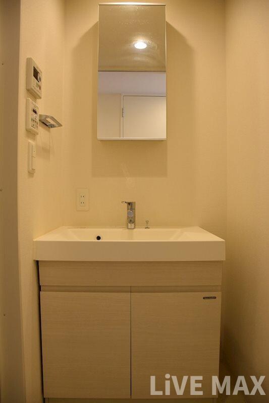 ドゥーエ立売堀の物件内観写真