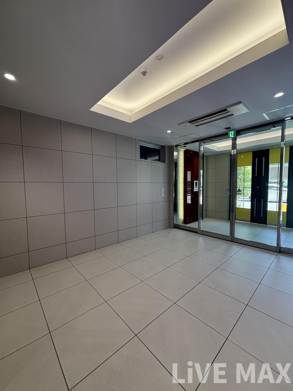 プライマル南森町パークビューの物件外観写真