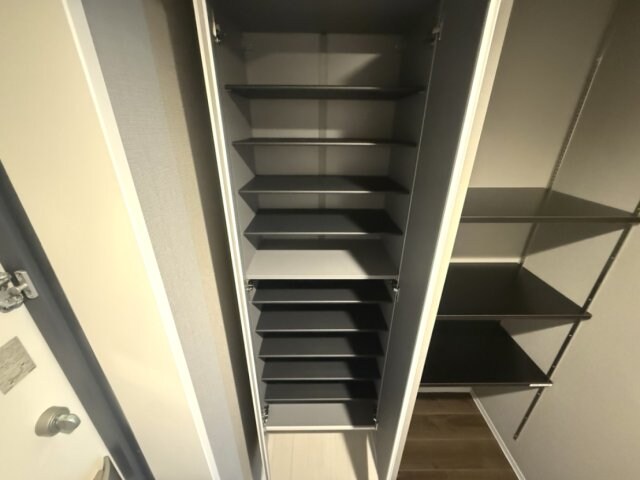 ファーストフィオーレ大阪ウエストウェルビングの物件内観写真