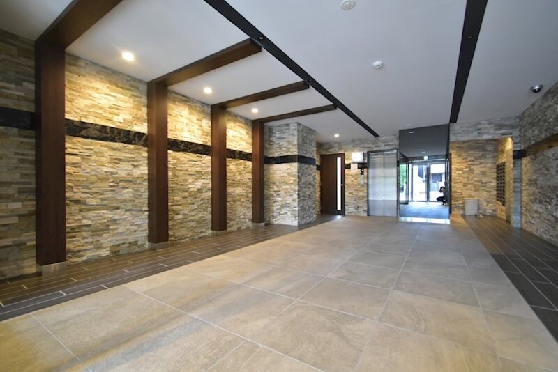 セオリー大阪リバークロスの物件外観写真