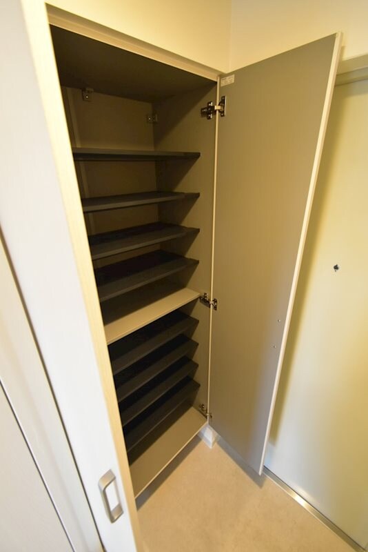 セオリー大阪リバークロスの物件内観写真