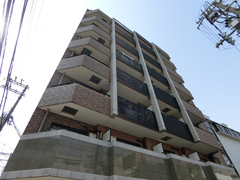 江坂駅 徒歩5分 8階の物件外観写真