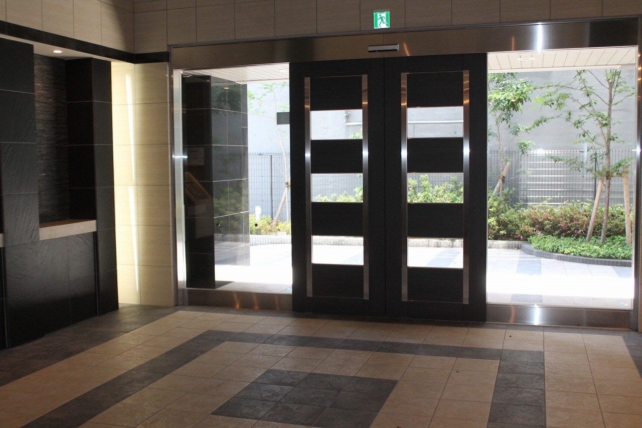 エステムコート難波WEST-SIDEⅢドームシティの物件外観写真