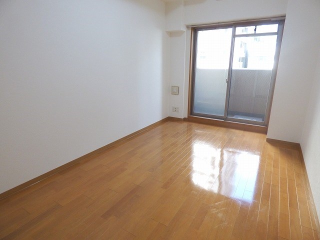 エステムプラザミッドプレイスの物件内観写真