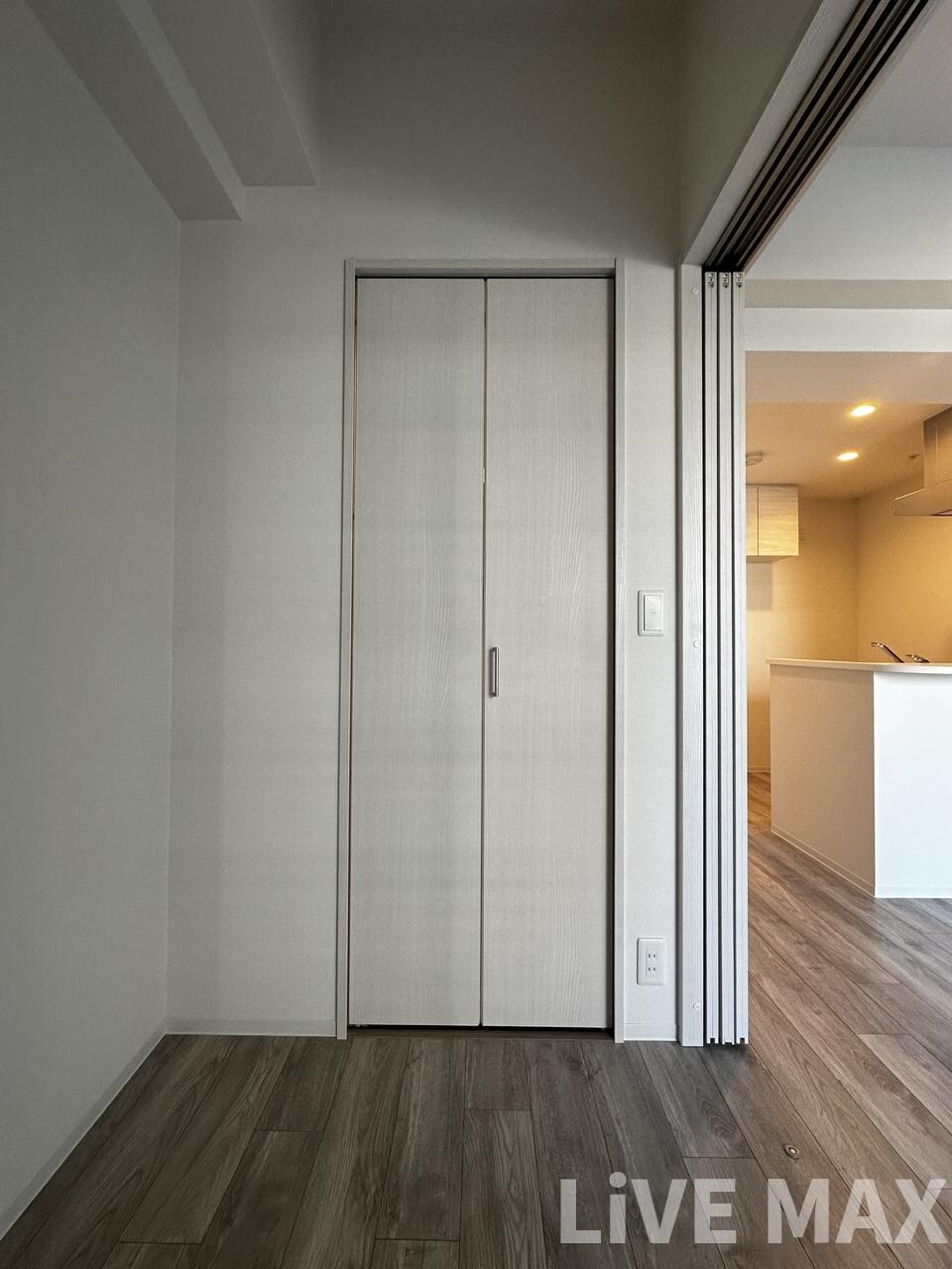 コンフォリア・リヴ南森町Ⅱの物件内観写真