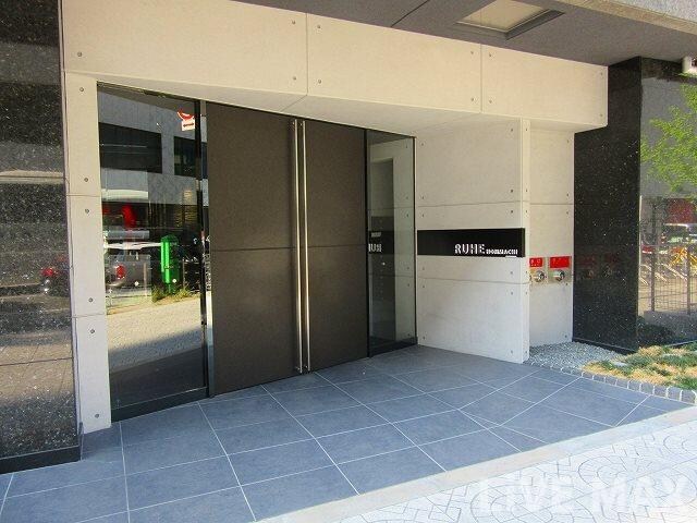 ルーエ本町の物件外観写真