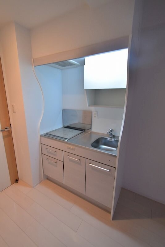 セレニテ新大阪カルムの物件内観写真