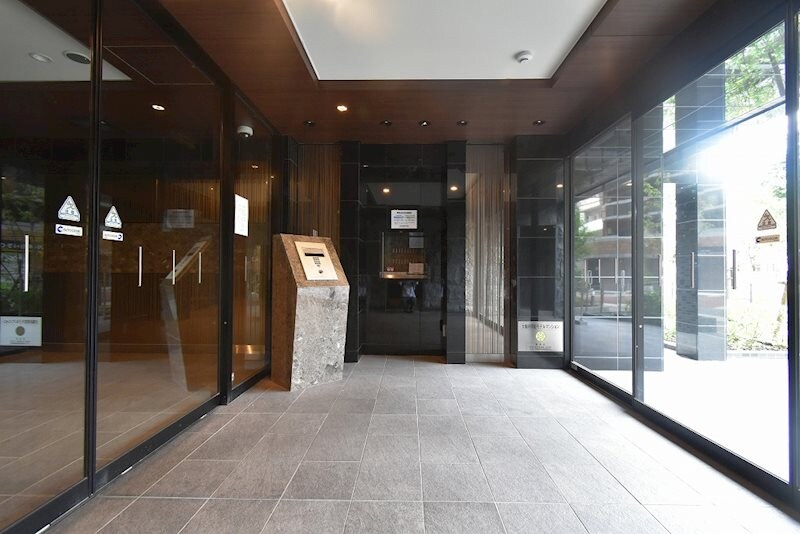 プレサンス新大阪ザ・シティの物件外観写真