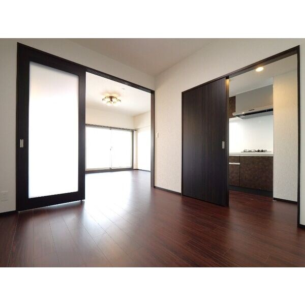 プレジオ三国ASIANの物件内観写真