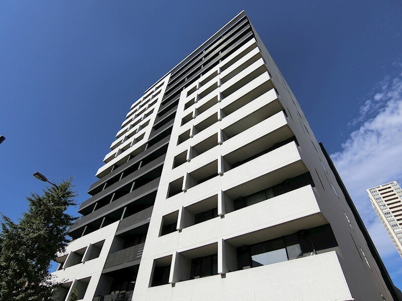 アーデンタワー南堀江の物件外観写真