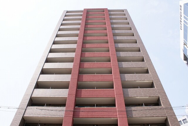 京橋駅 徒歩3分の物件外観写真