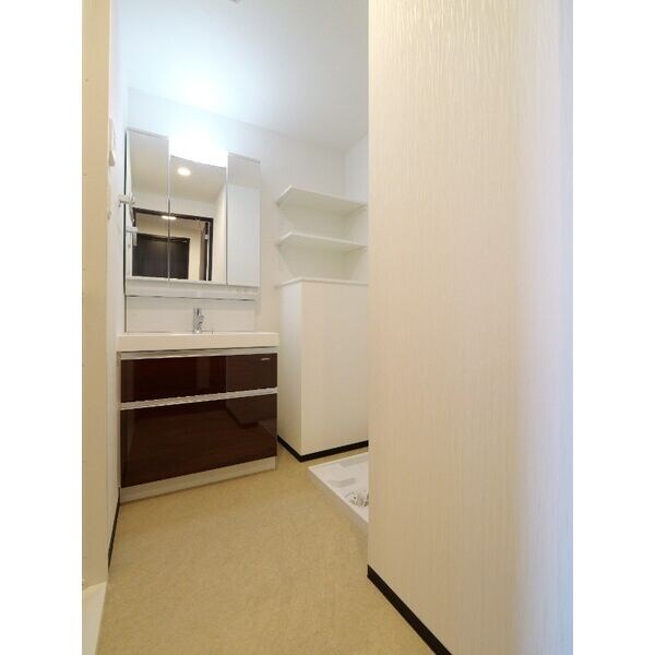 プレジオ三国ASIANの物件内観写真