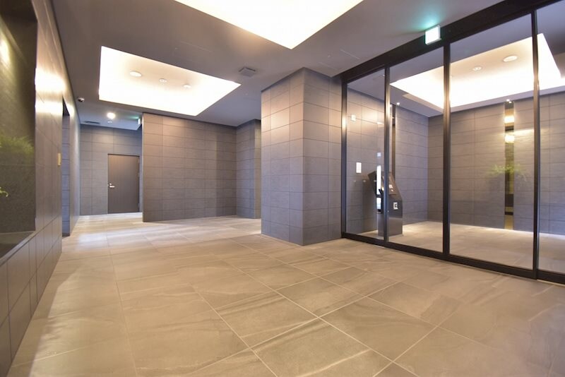 グランアッシュ江坂の物件外観写真