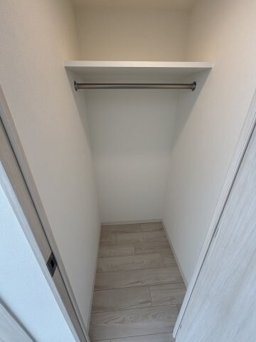 コンフォリア・リヴ新大阪WESTの物件内観写真