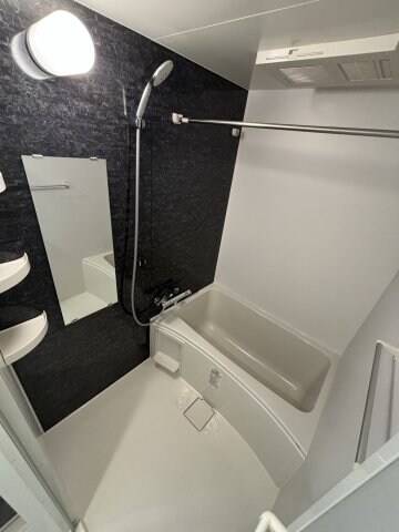 コンフォリア・リヴ新大阪WESTの物件内観写真