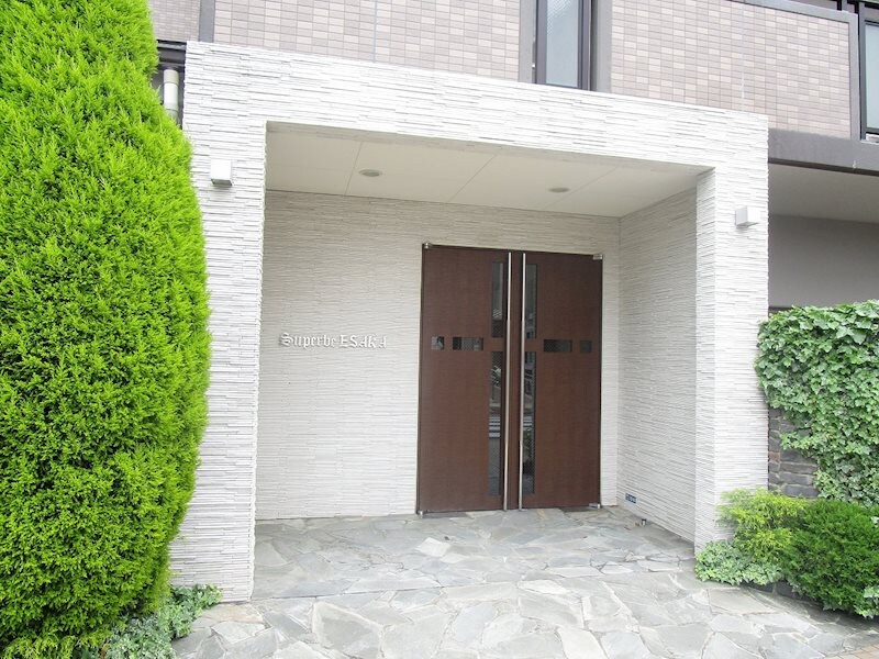 superbe　ESAKAの物件外観写真