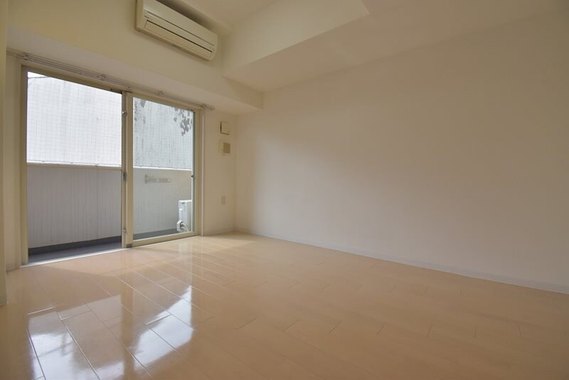 セレニテ新大阪弐番館の物件内観写真