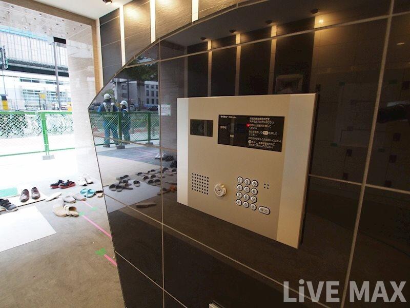 SERENiTE本町refletの物件外観写真