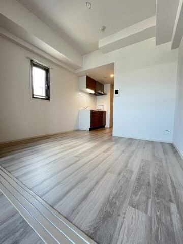 エスリードレジデンス江坂垂水町の物件内観写真