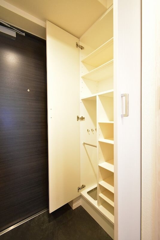 なんば駅 徒歩2分 2階の物件内観写真