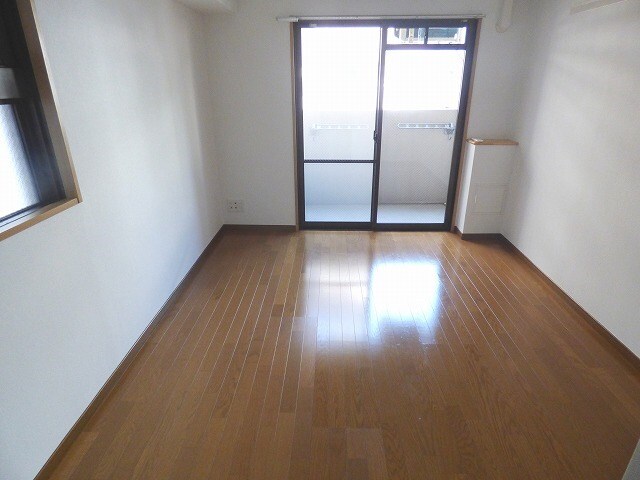 プレサンス内本町の物件内観写真