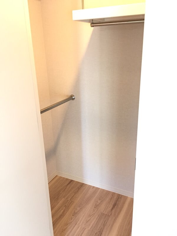 コンフォリア江坂広芝町の物件内観写真