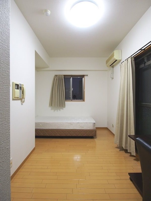 エスリード東梅田の物件内観写真