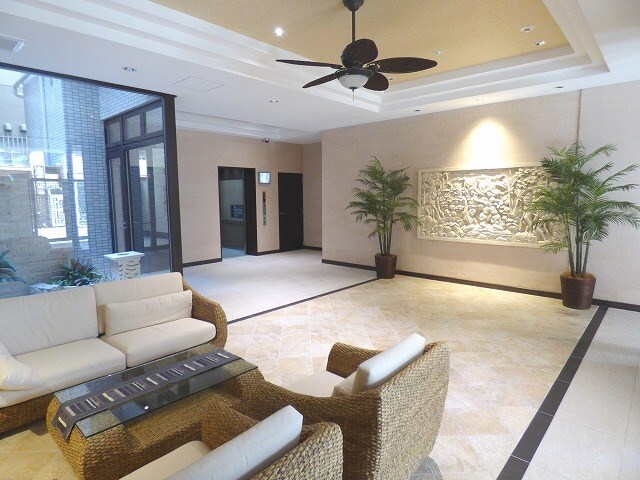 本町駅 徒歩5分 3階の物件外観写真