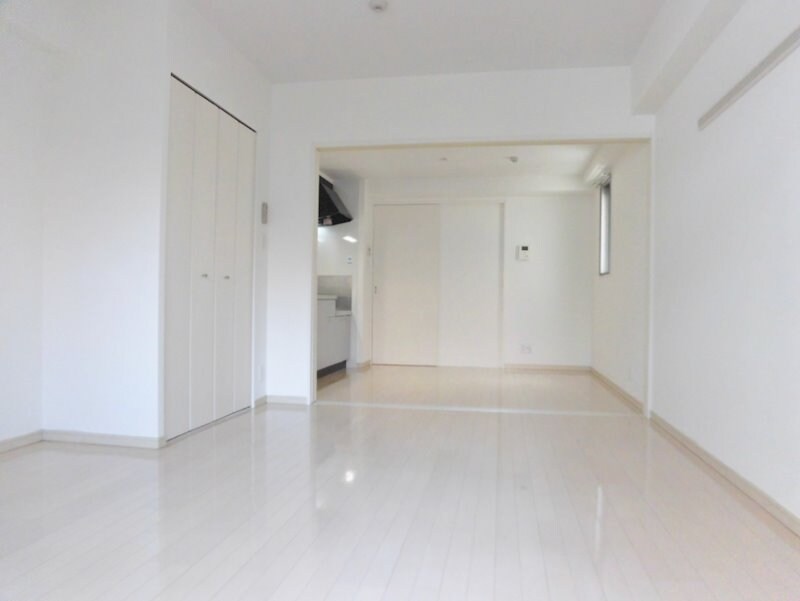 江坂駅 徒歩5分 5階の物件内観写真